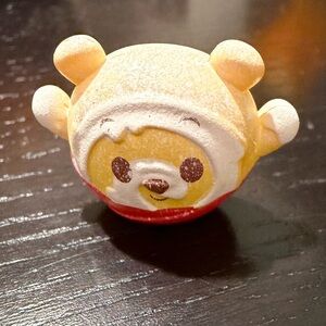 Pooh honey roll mini munch munchlings Disney adventure Christmas figure